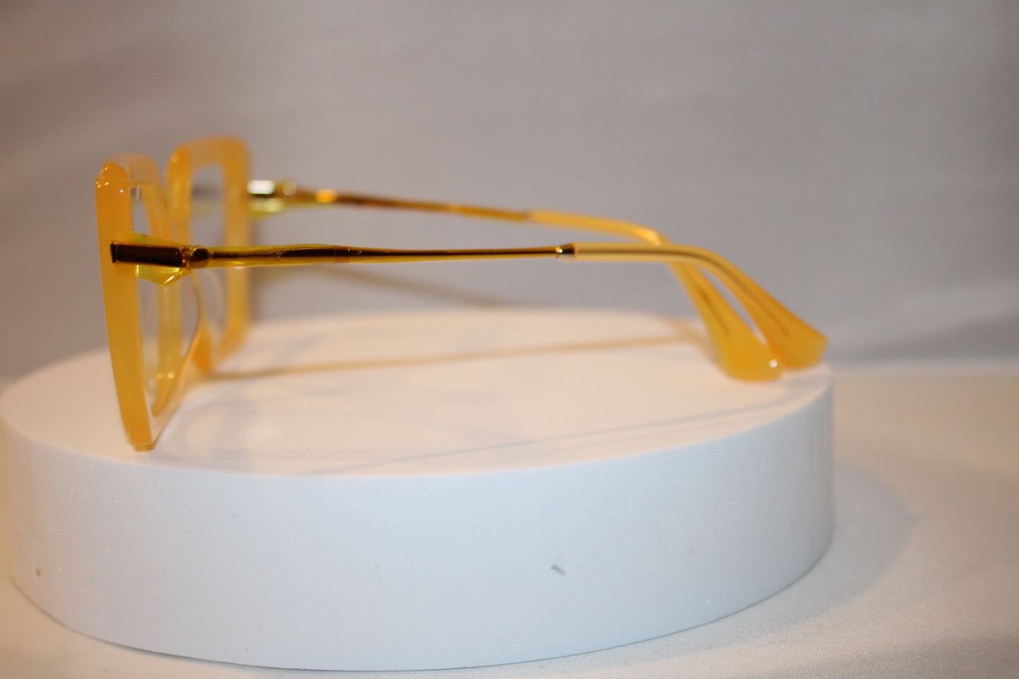 CF Summer Yellow Peeper Collection