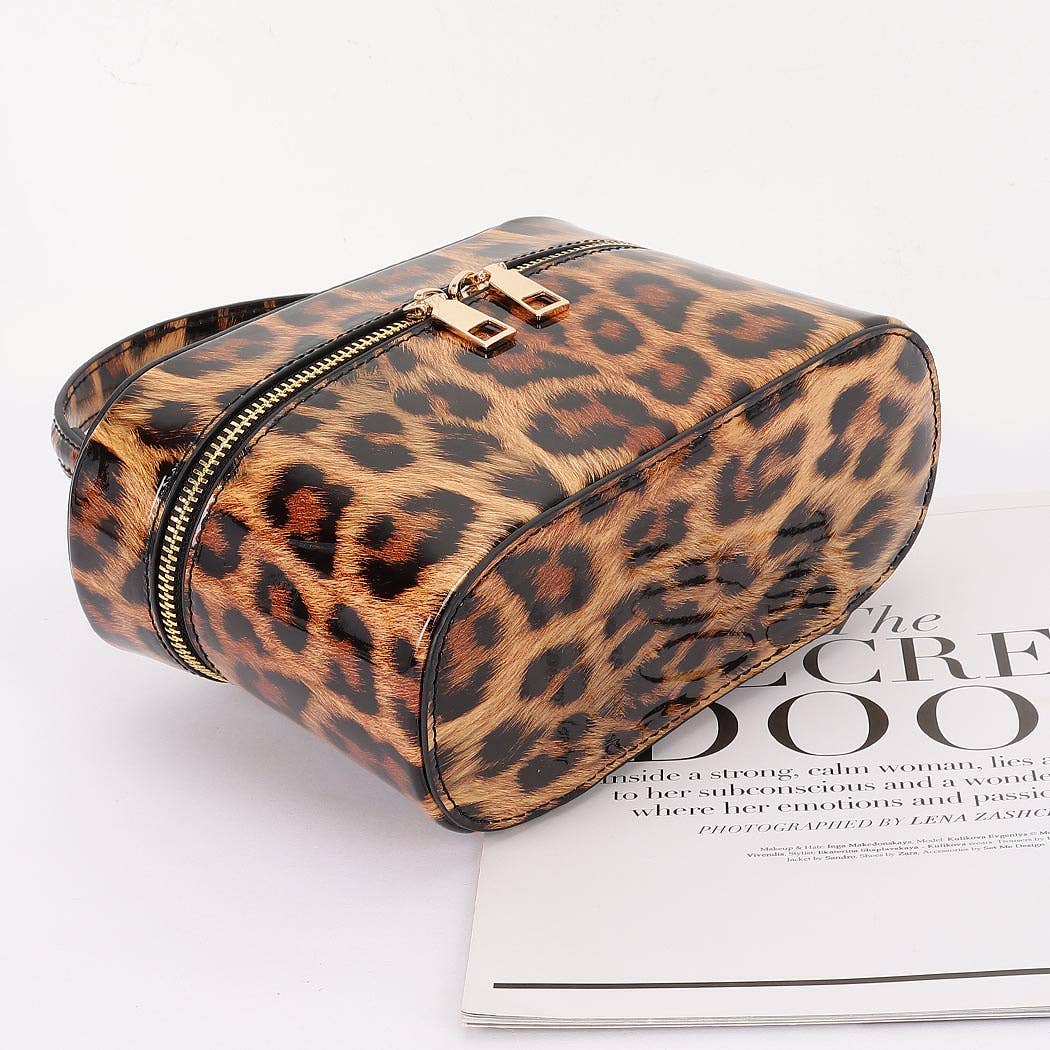 3AM BY H&D ACCESSORIES - Enamel Faux Leather Cosmetic Bag