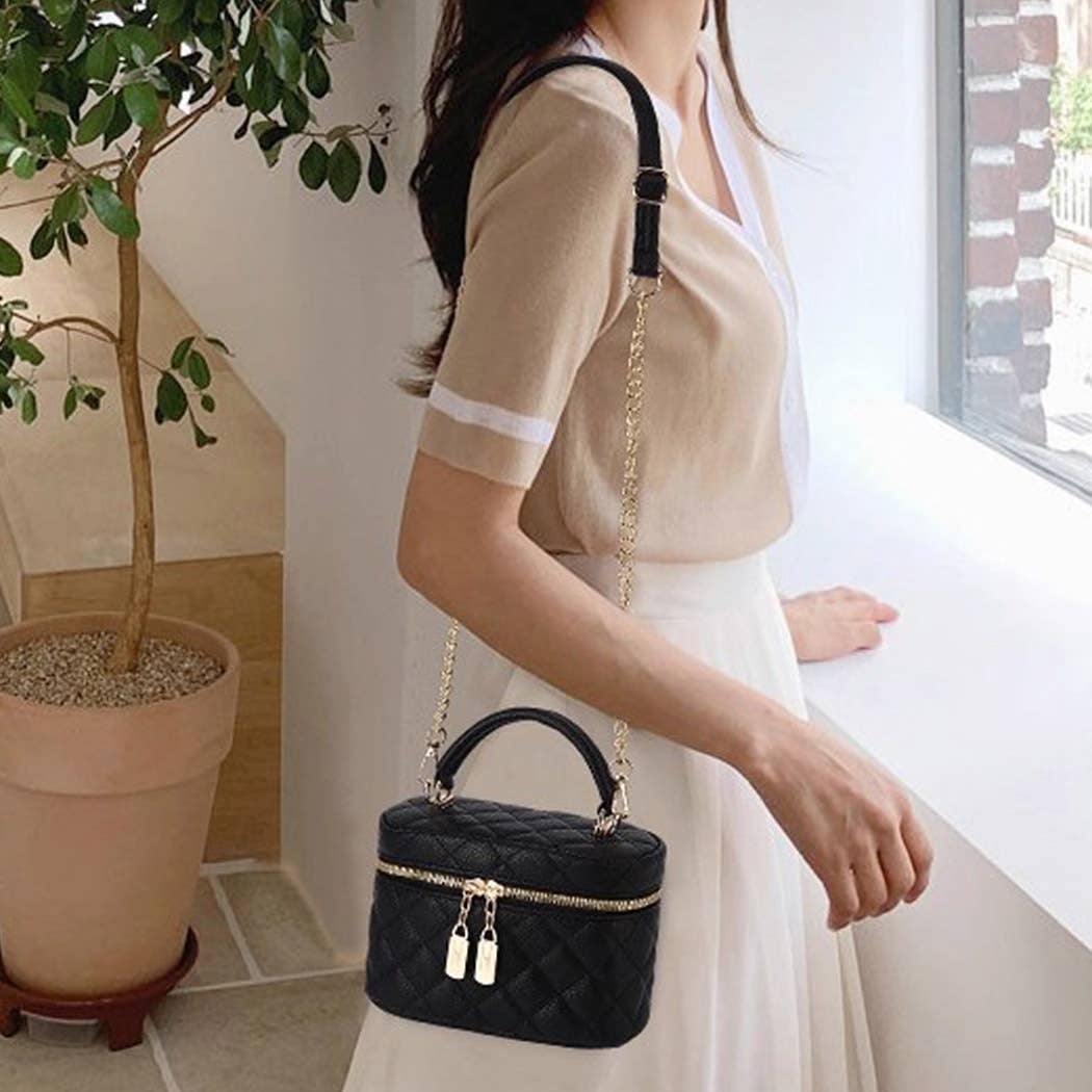 3AM BY H&D ACCESSORIES - Embossed Vegan Leather Vanity Bag