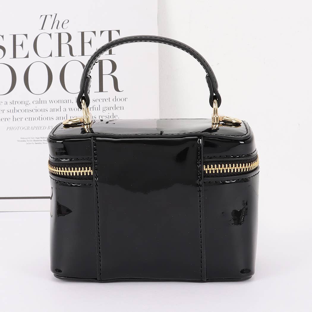 3AM BY H&D ACCESSORIES - Patent Faux Leather Envelope Clutch